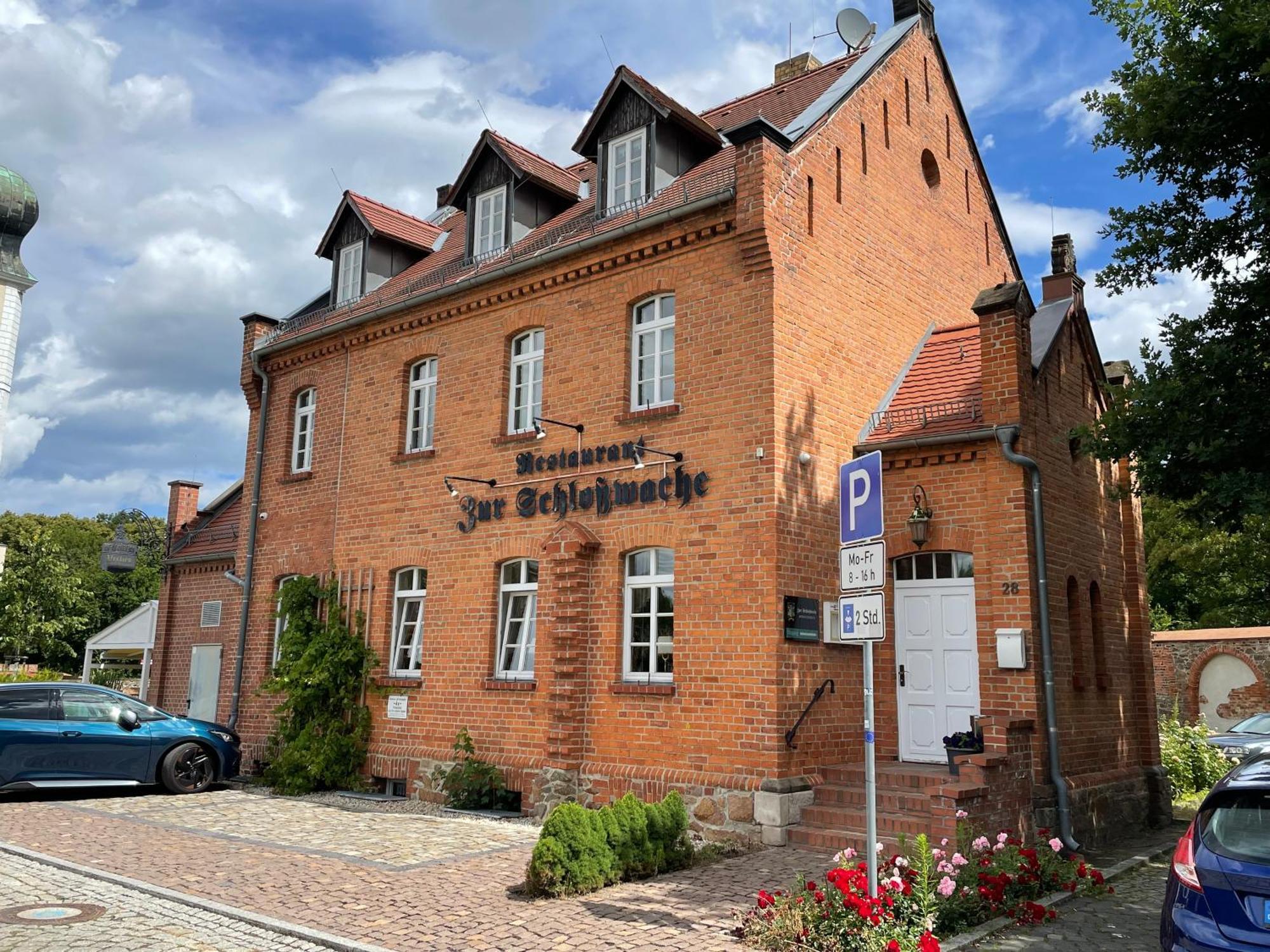 Appartments Zur Schlosswache Delitzsch Kültér fotó